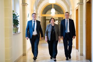 Die Hauptgeschäftsführung der Alexianer GmbH mit Sprecher Andreas Barthold, Erika Tertilt und Karsten Honsel (von links). 